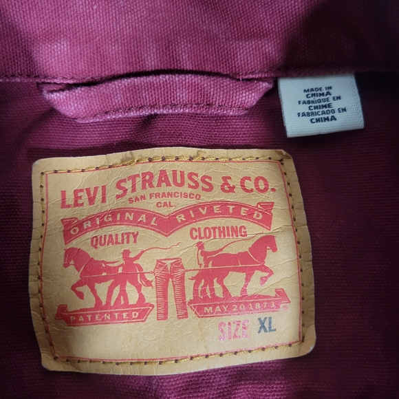 Levi's Men's Red Denim Jacket - Picture 2 of 10